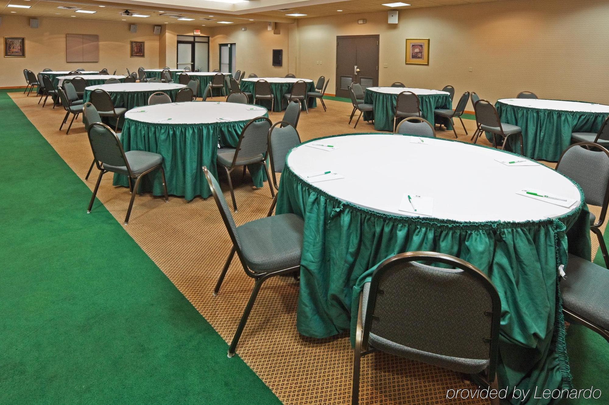 Pace Hotel Addison Facilities photo